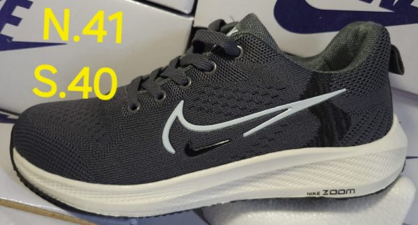 1:1 Nike Shoe Size 41