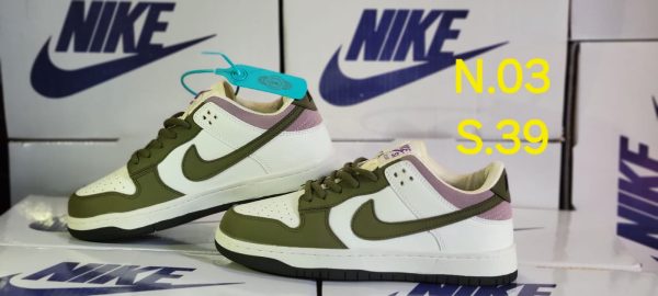 1:1 Nike Shoe Size 39